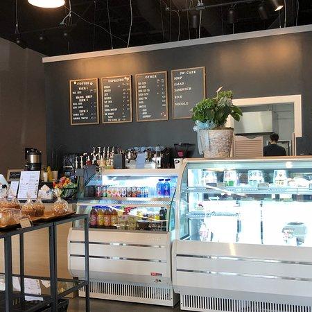 JW Cafe & Bakery