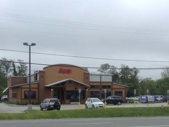 Logan's Roadhouse