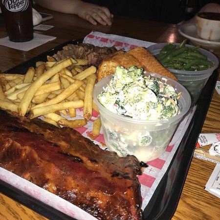 Smokin' J's Rib & Brewhouse